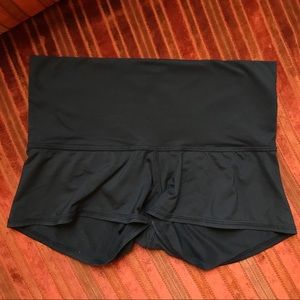 teeki solid black sun shorts 🌞 🖤